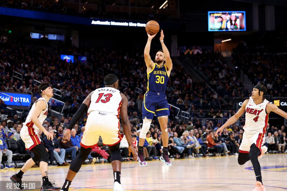 萨内的射门 萨内的射门